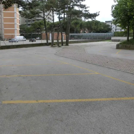 Apartments In Lignano Sabbiadoro 42763 Apartamento