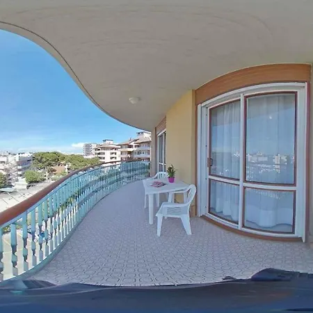 Apartments In Lignano Sabbiadoro 42763 Apartamento